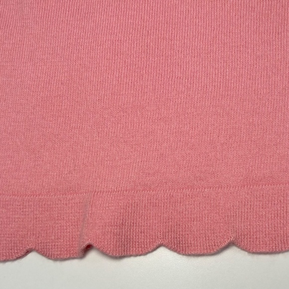 J. Mcglaughlin Henri Scalloped Hem Crew Neck lightweight Sweater Size Medium - Picture 5 of 7